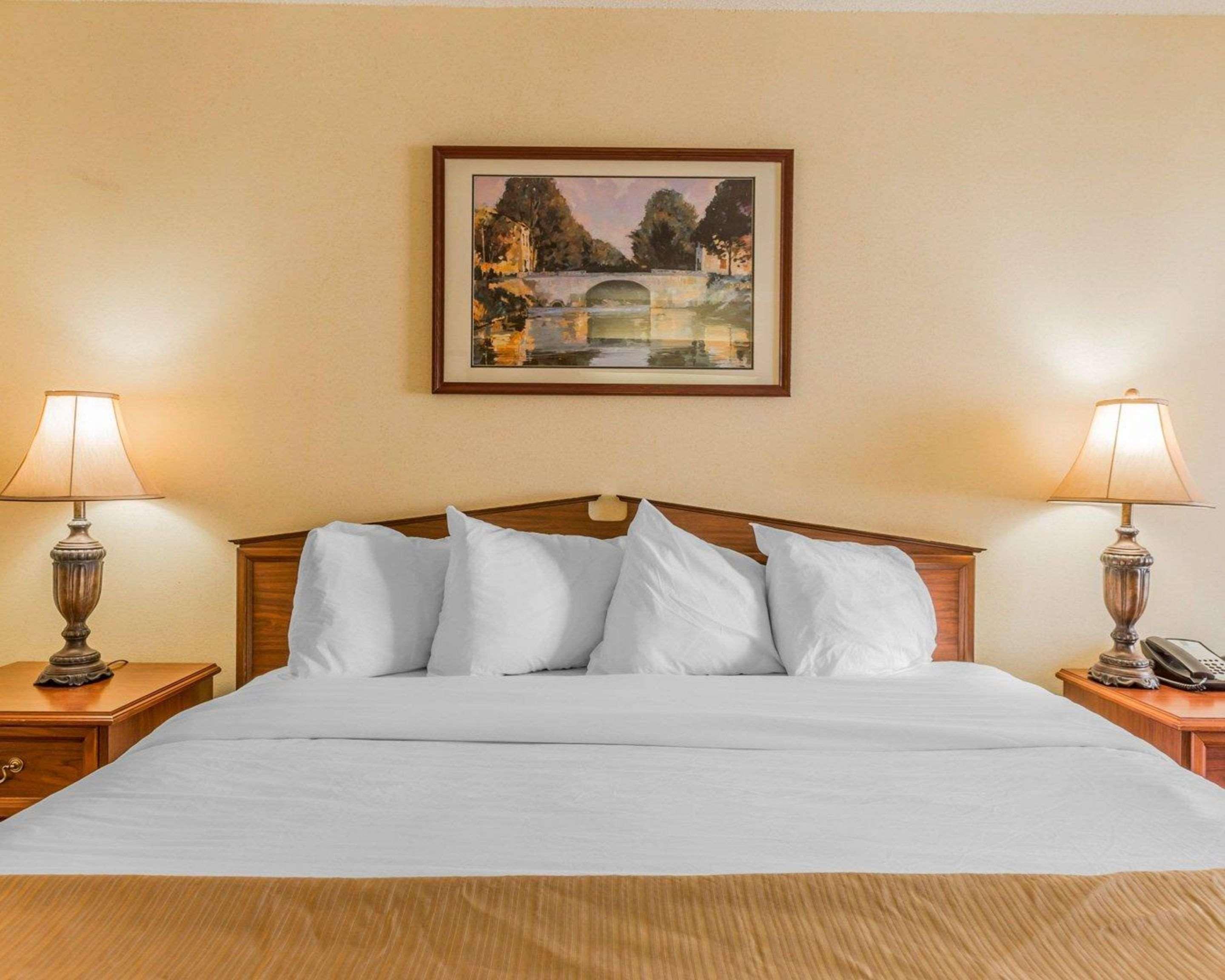 Quality Inn Sylacauga Екстер'єр фото