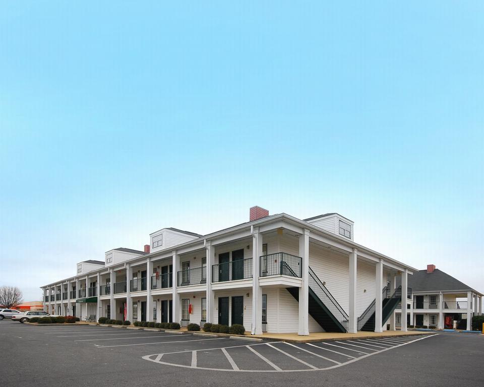 Quality Inn Sylacauga Екстер'єр фото